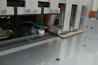 鏡面加工機